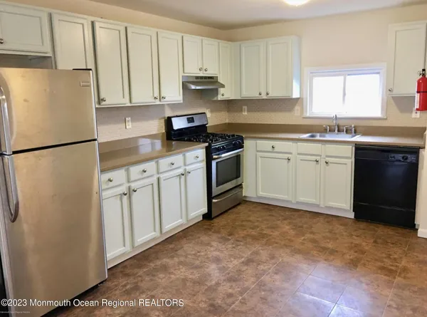 $2,700 | 200 7th Avenue, Unit 3, Asbury Park, NJ 07712