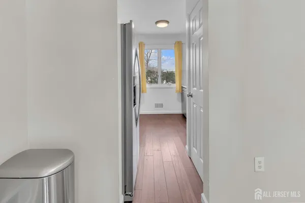 $395,000 | 17 D Loeser Avenue, Somerville, NJ 08876