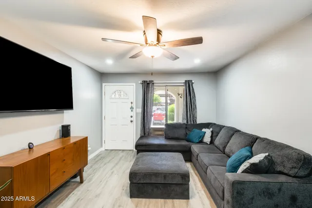 $176,997 | 4730 West Northern Avenue, Unit 1102, Glendale, AZ 85301