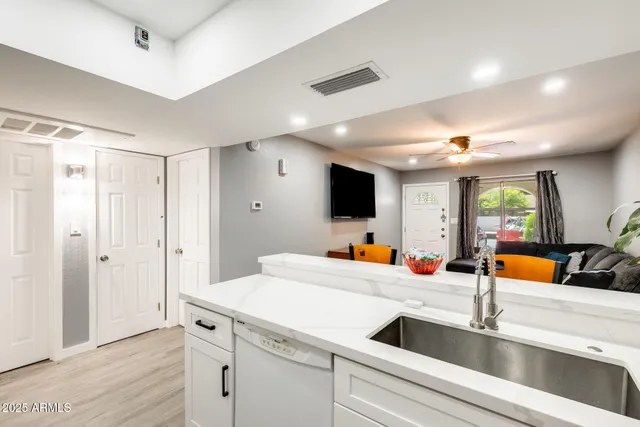 $176,997 | 4730 West Northern Avenue, Unit 1102, Glendale, AZ 85301