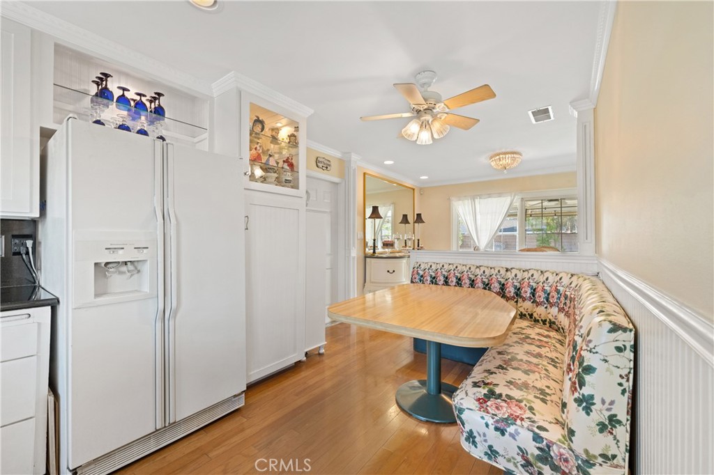 3008 Cisco Court Simi Valley, CA 93063 - Photo 13 of 34 Kitchen with a pantry & direct access to the 2-car attached garage.