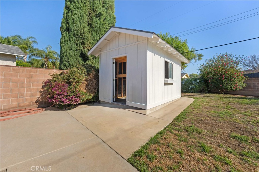 3008 Cisco Court Simi Valley, CA 93063 - Photo 25 of 34 Fantastic storage shed with dual pane windows