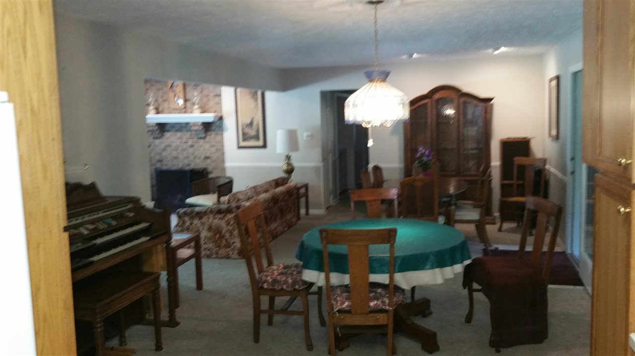 7177 Sharon Road Newburgh, IN 47630 - Photo 8 of 23 Gallery Image 8