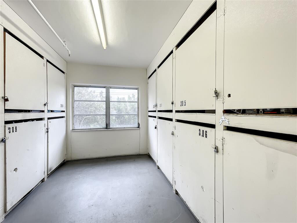 55 Southwest 2nd Avenue, Unit 509 Boca Raton, FL 33432 - Photo 19 of 20 a view of an empty room with a window