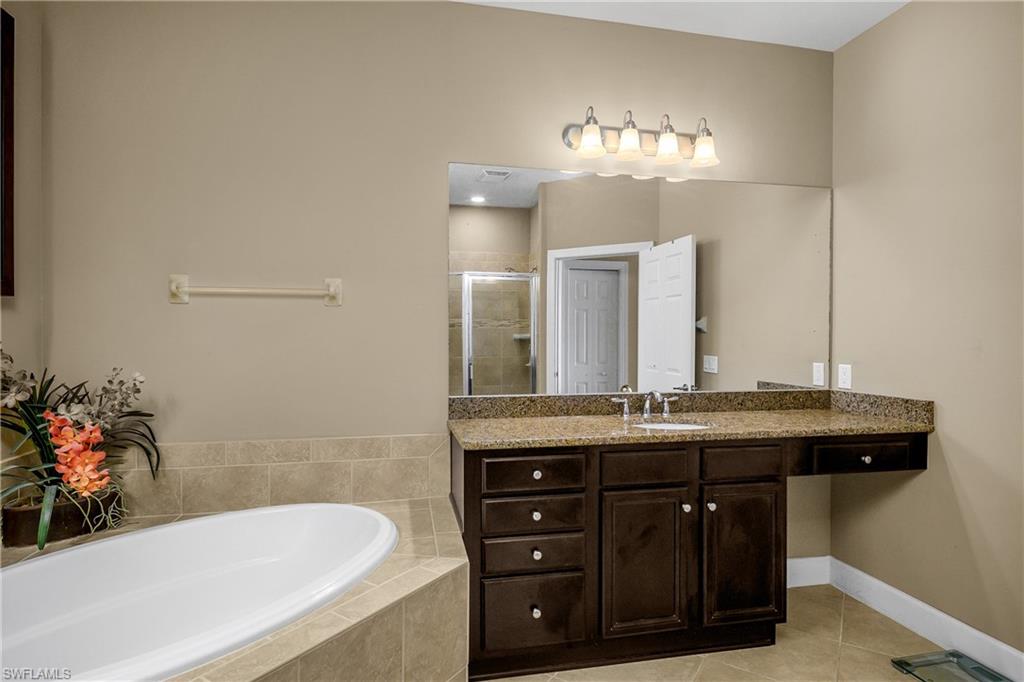 9064 Siesta Bay Drive, Unit 5102 Naples, FL 34120 - Photo 20 of 46