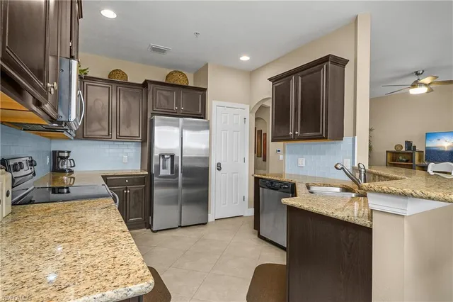 $999,900 | 9064 Siesta Bay Drive, Unit 5102, Naples, FL 34120