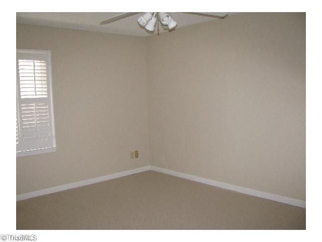 554 Lindley Road Greensboro, NC 27410 - Photo 7 of 8 2nd Bedroom.