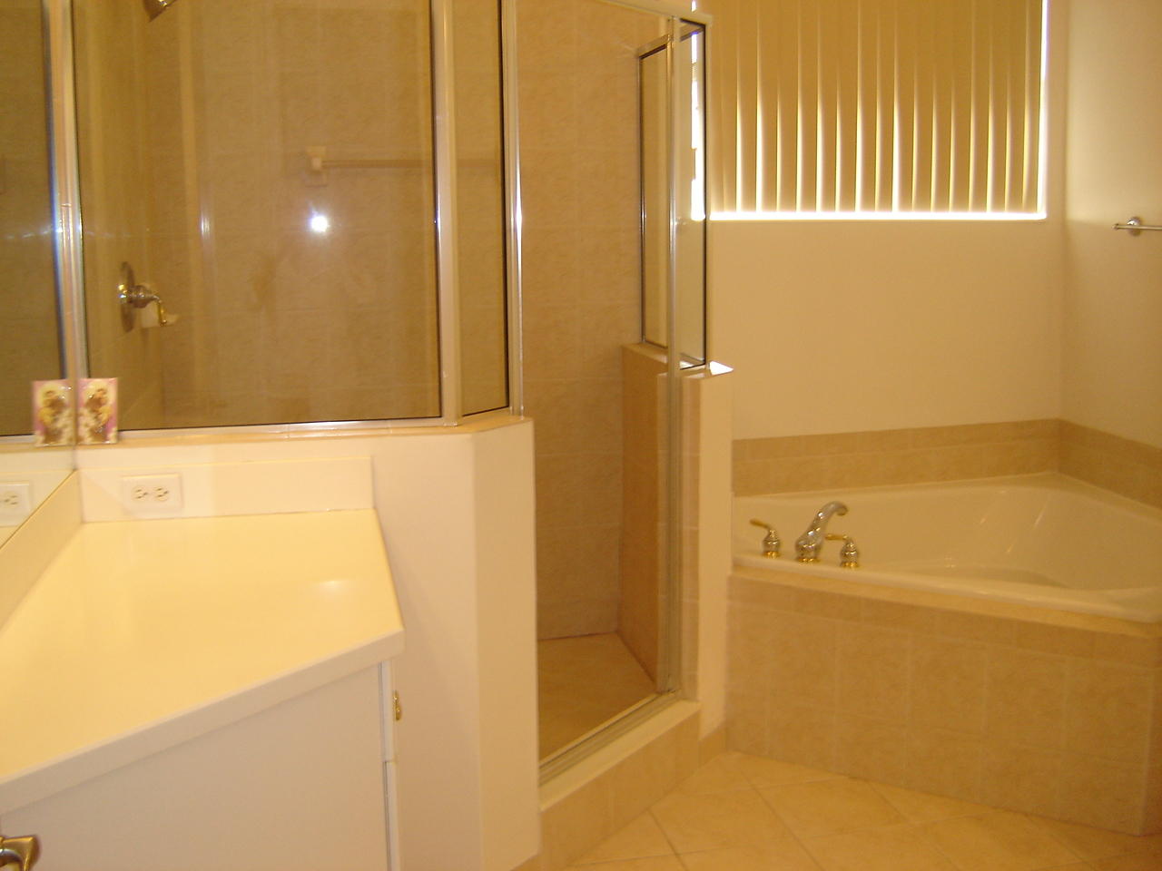 250 Southwest Walking Path Stuart, FL 34997 - Photo 17 of 19 Master bathroom