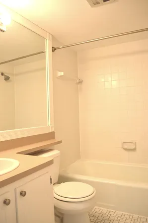 $129,900 | 4387 Wilshire Boulevard, Unit 212, Mound, MN 55364