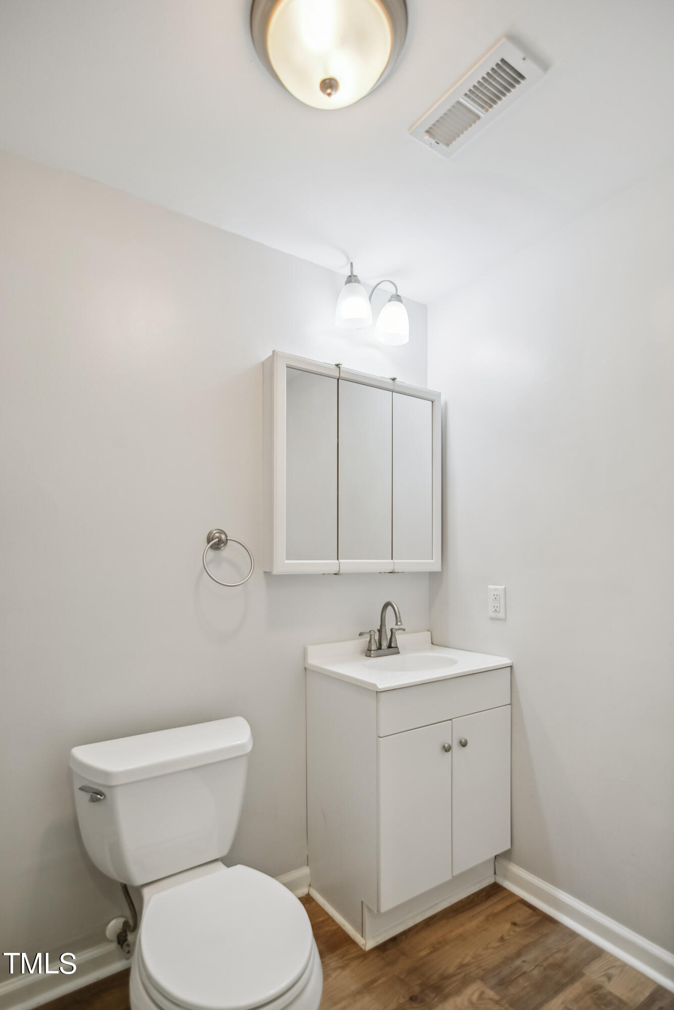 7270 Shellburne Drive Raleigh, NC 27612 - Photo 17 of 23 17