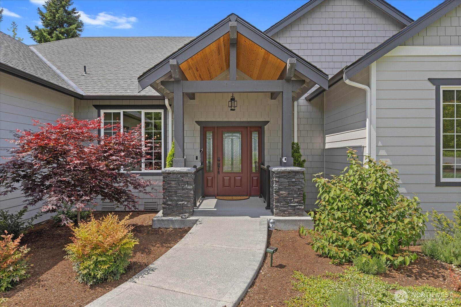 20434 Benson Ridge Mount Vernon, WA 98274 - Photo 2 of 31 a front view of a house with garden