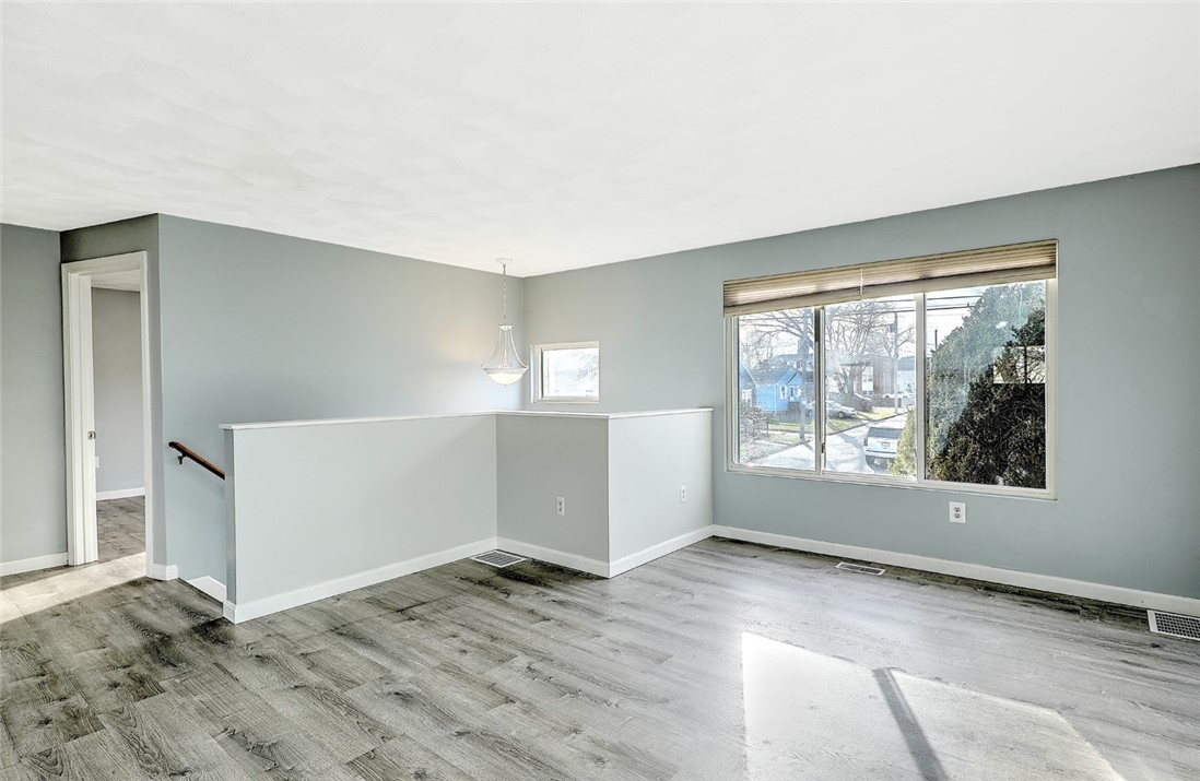 27 Draper Street Pawtucket, RI 02861 - Photo 6 of 36