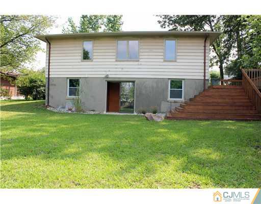 16 Holly Road Iselin, NJ 08830 - Photo 16 of 21 Gallery Image 16