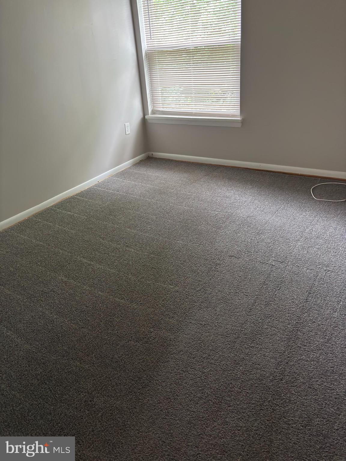 3853 St Barnabas Road, Unit 202 Suitland, MD 20746 - Photo 12 of 20 an empty room with a window