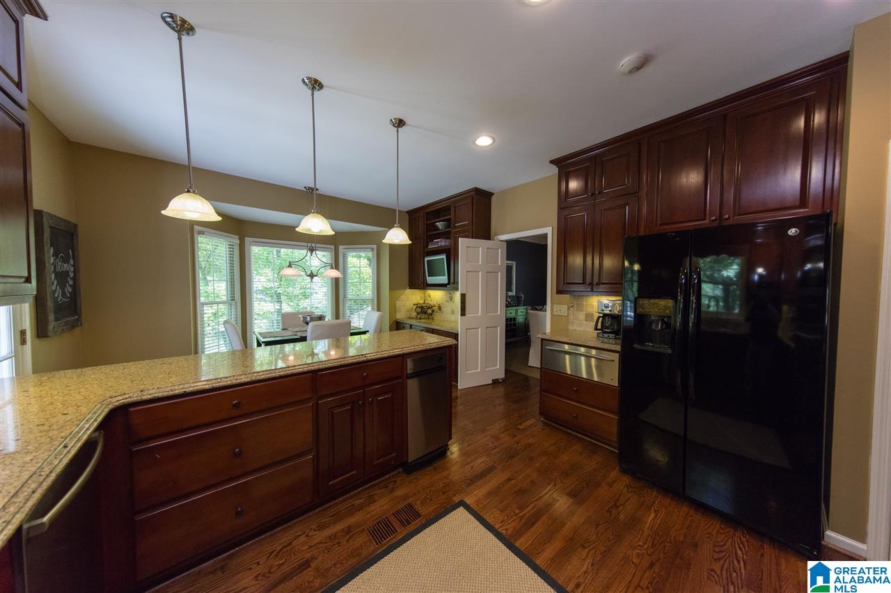 2025 Shagbark Road Birmingham, AL 35244 - Photo 14 of 36