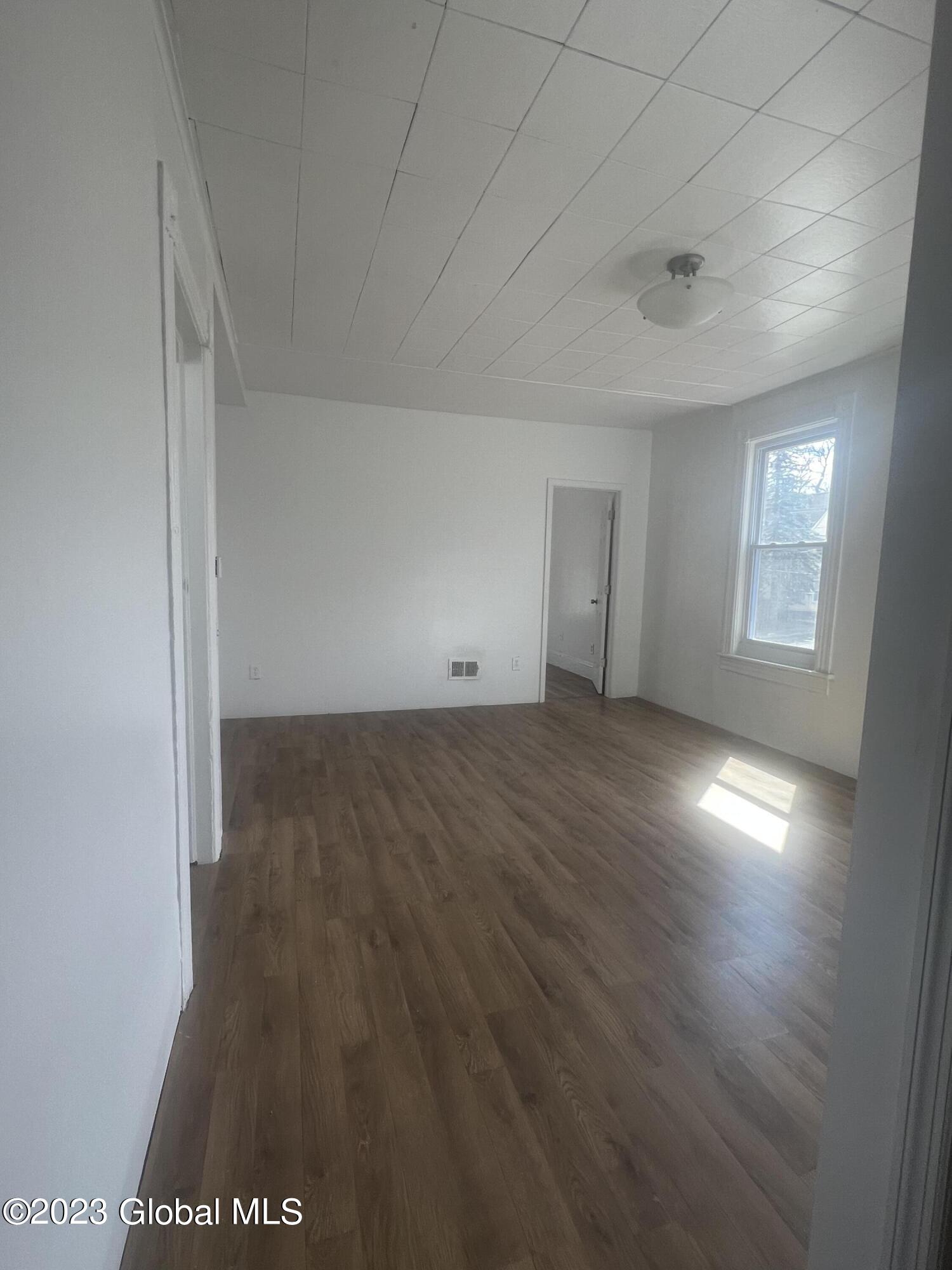 1501 Broadway Schenectady, NY 12306 - Photo 7 of 13 304ECDAE-083C-4A56-8DDB-4B664883763B