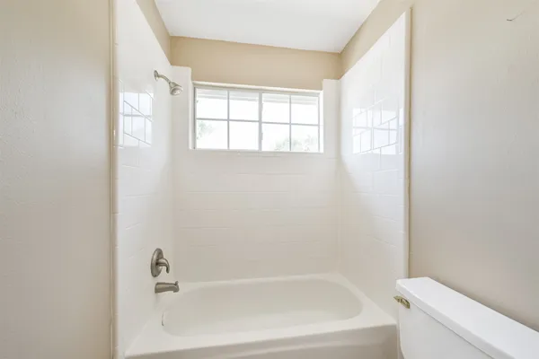 $459,000 | 4406 Pleasant Trace Drive, Pasadena, TX 77059