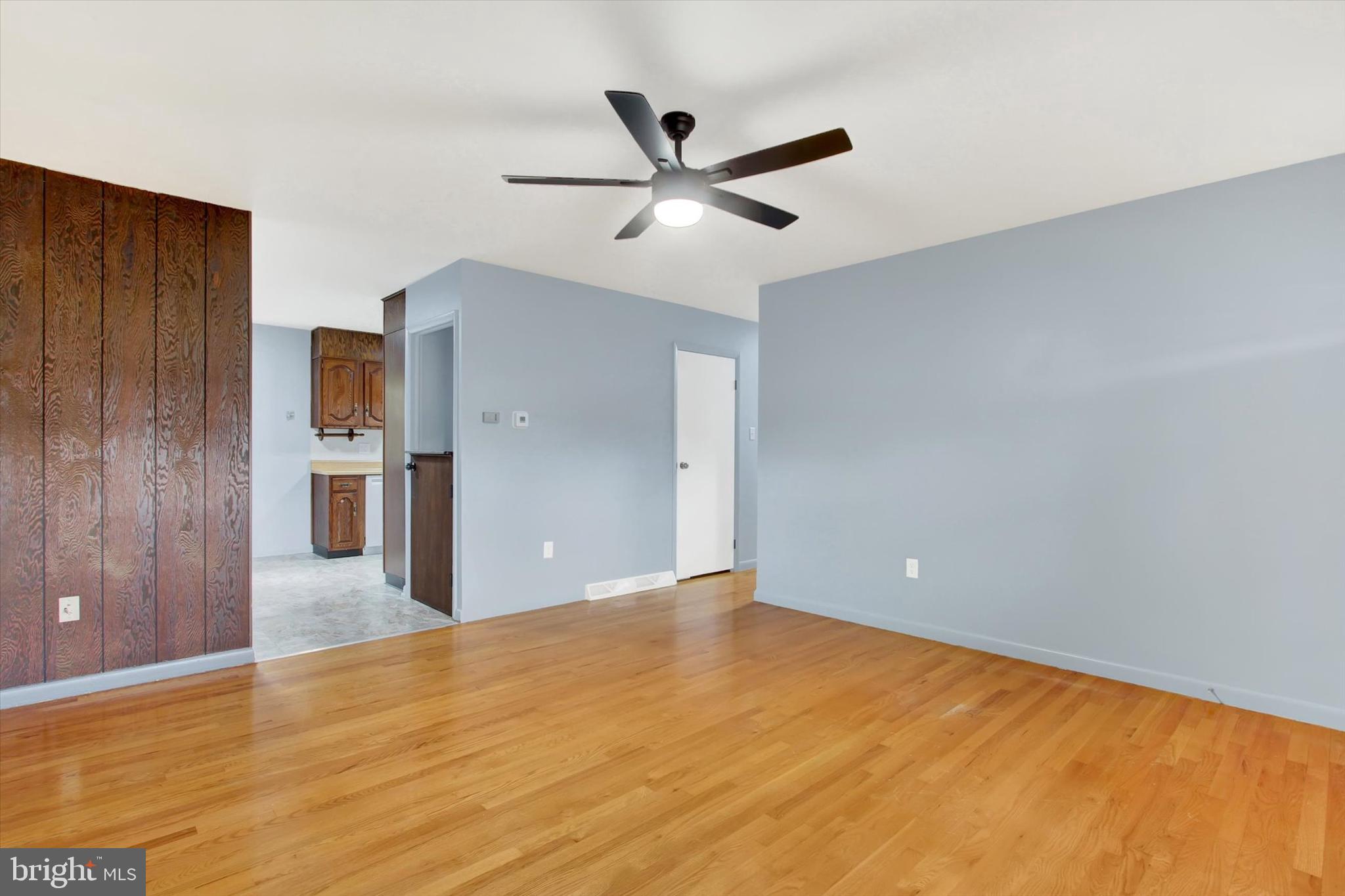 306 Cottage Street Waynesboro, PA 17268 - Photo 4 of 23