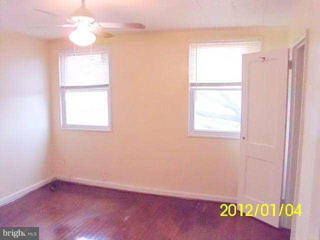 1006 Wedgewood Road Baltimore, MD 21229 - Photo 15 of 19 Bedroom (Master)
