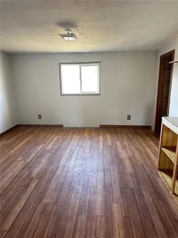 $184,900 | 12055 State Highway, Savannah, MO 64485