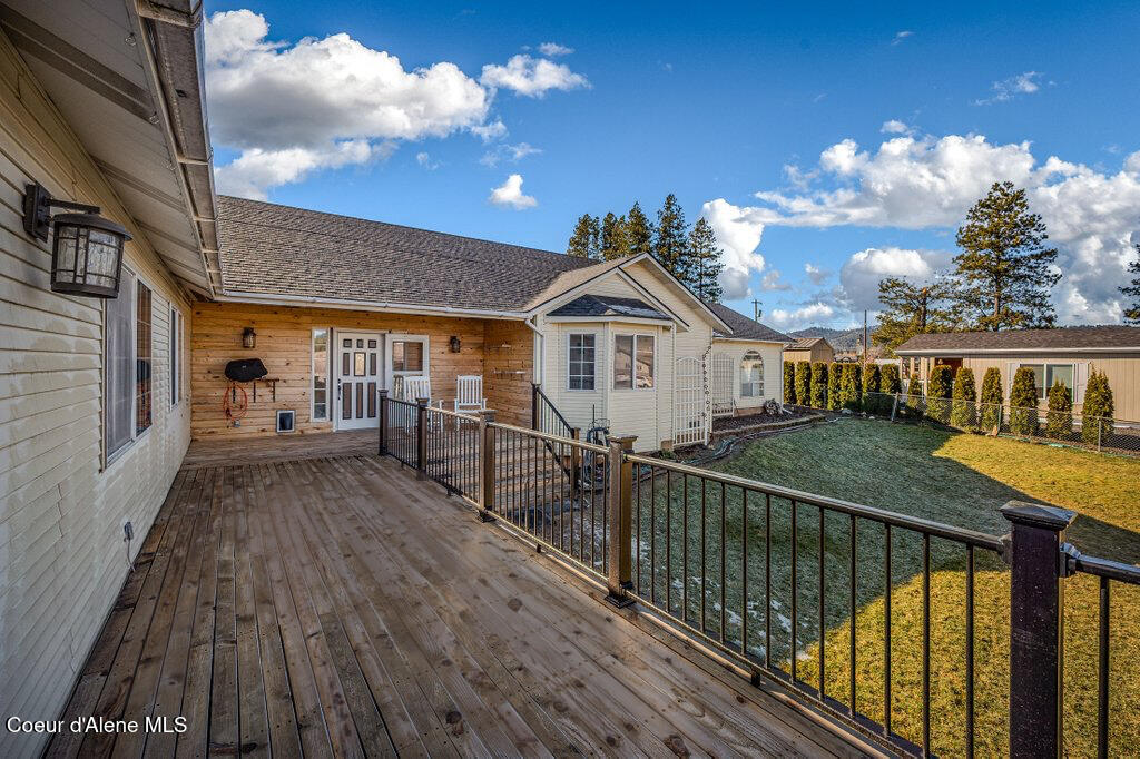 851 A Street Plummer, ID 83851 - Photo 29 of 31 Backyard