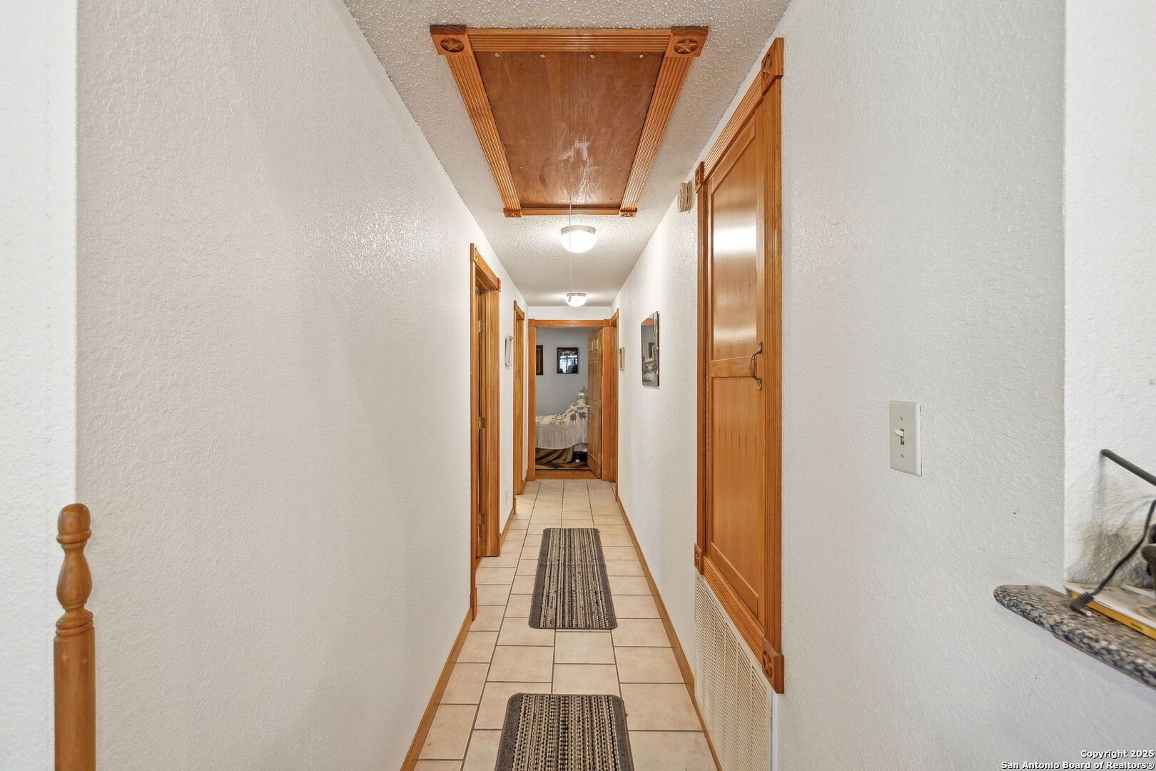 200 Highland Drive Bandera, TX 78003 - Photo 12 of 46 a view of a hallway