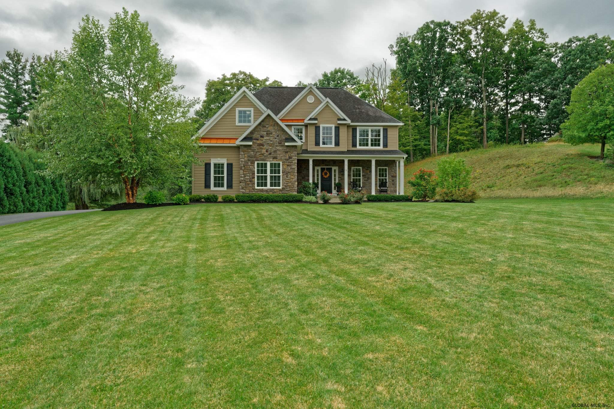 1 Seneca Road Niskayuna, NY 12309 - Photo 3 of 53 Photo 3