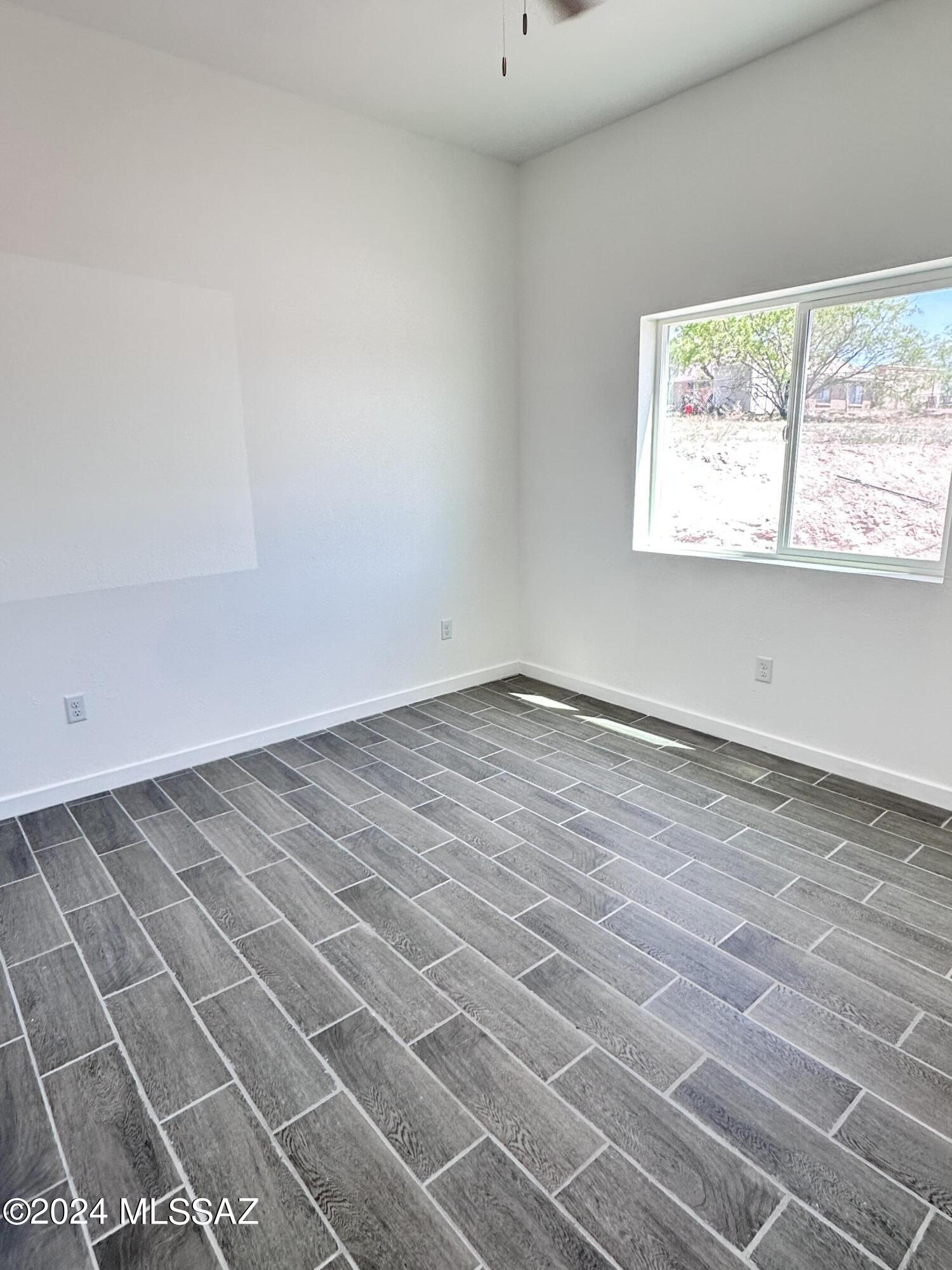1184 Saga Court Rio Rico, AZ 85648 - Photo 9 of 20