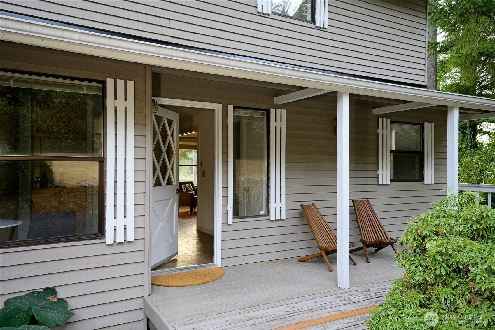 15449 Virginia Point Road Northeast Poulsbo, WA 98370 - Photo 11 of 38 Gallery Image 11
