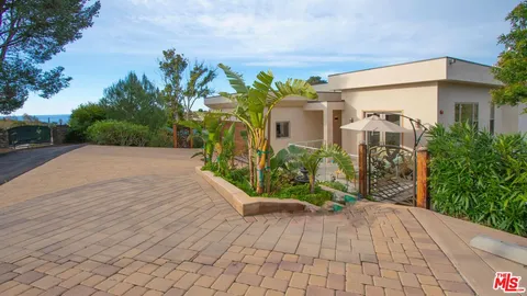 $4,250,000 | 5787 Calpine Drive, Malibu, CA 90265
