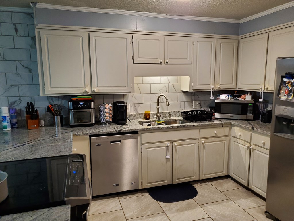 3 Springlake Court Sumter, SC 29154 - Photo 6 of 24