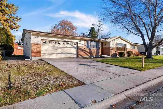 $499,000 | 3850 Rugby Drive, Boise, ID 83704