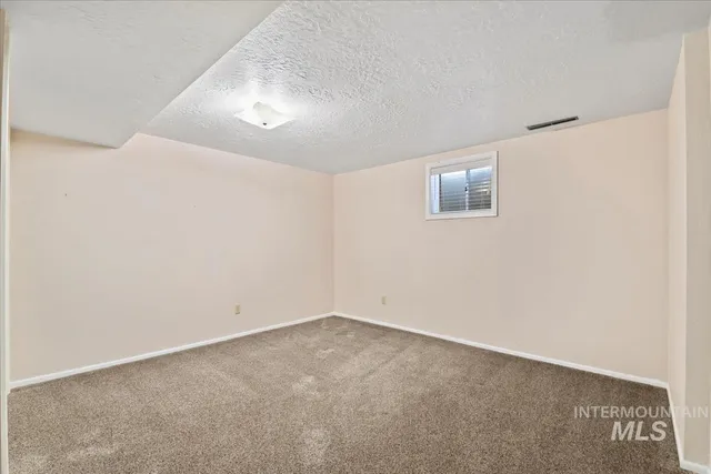 $499,000 | 3850 Rugby Drive, Boise, ID 83704