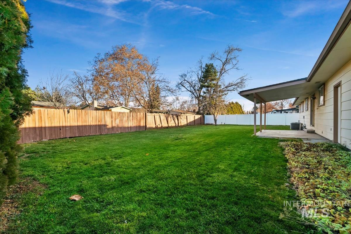 3850 Rugby Drive Boise, ID 83704 - Photo 44 of 44 Fenced backyard featuring a patio area