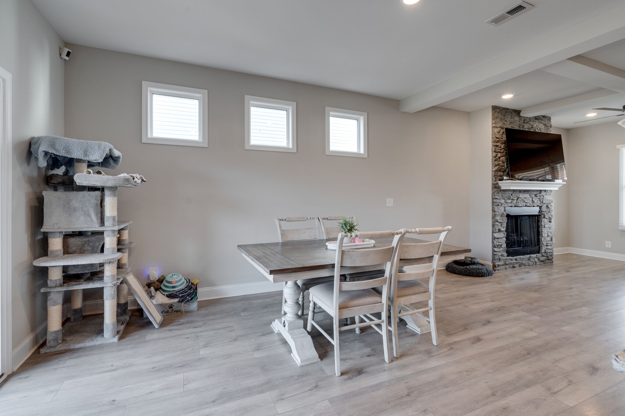 604 Alvin Road Clarksville, TN 37042 - Photo 9 of 30 Gallery Image 9