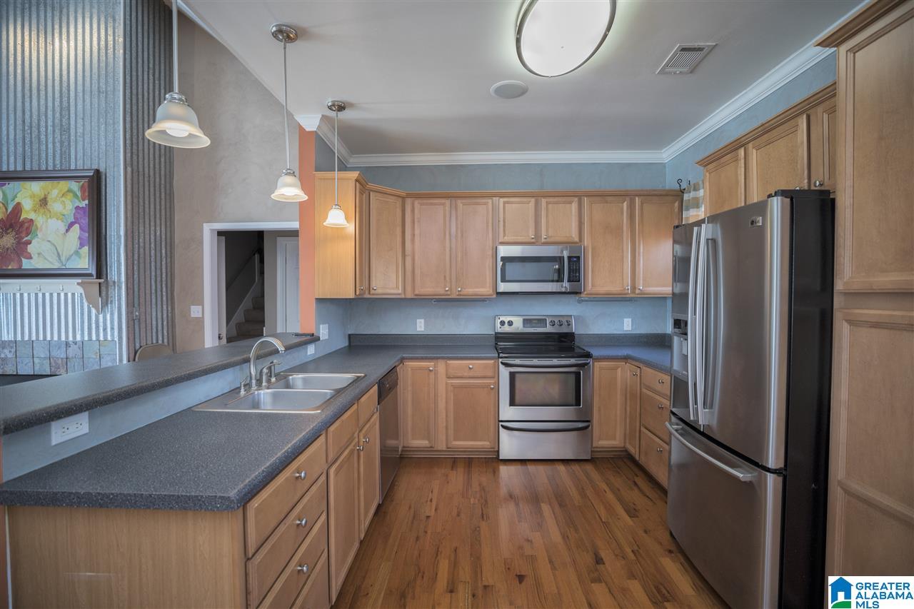 561 Henderson Road Odenville, AL 35120 - Photo 5 of 15