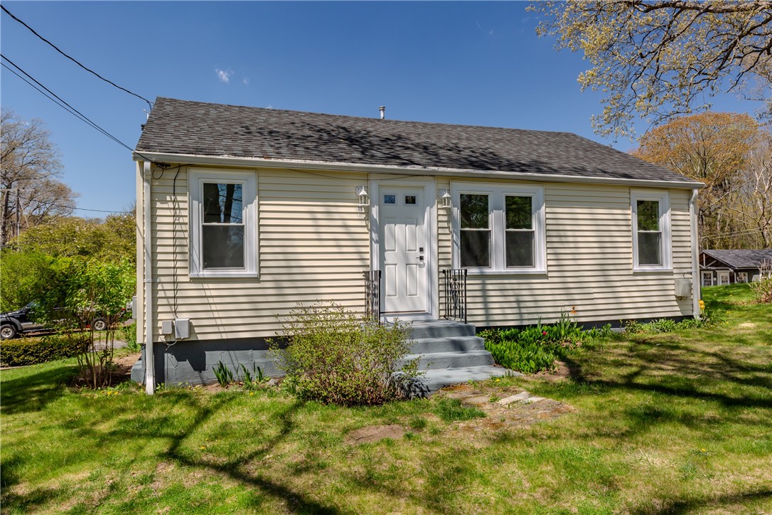 19 Leigh Road Cumberland, RI 02864 - Photo 3 of 31 Exterior front