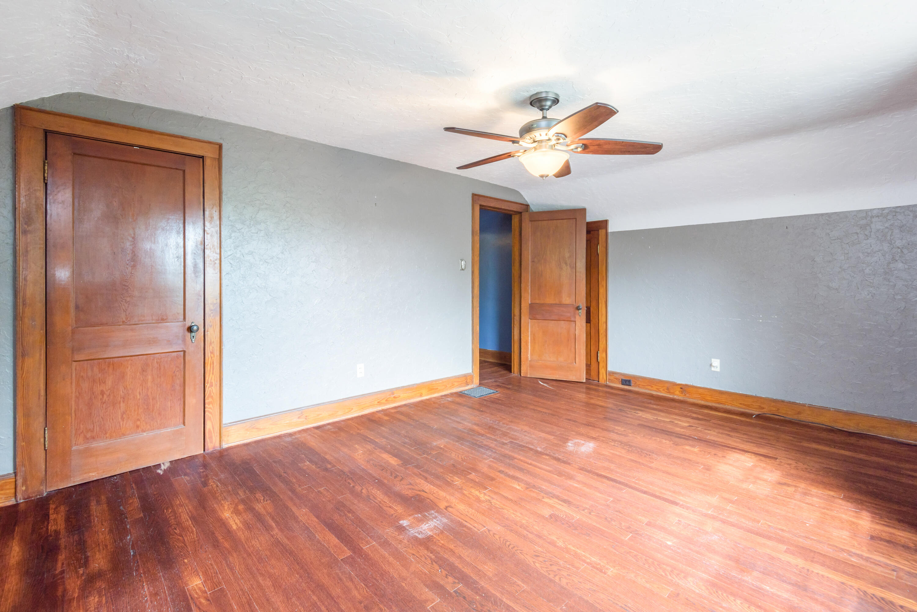 112 Busbee Road Knoxville, TN 37920 - Photo 27 of 32 122 Busbee Road-22