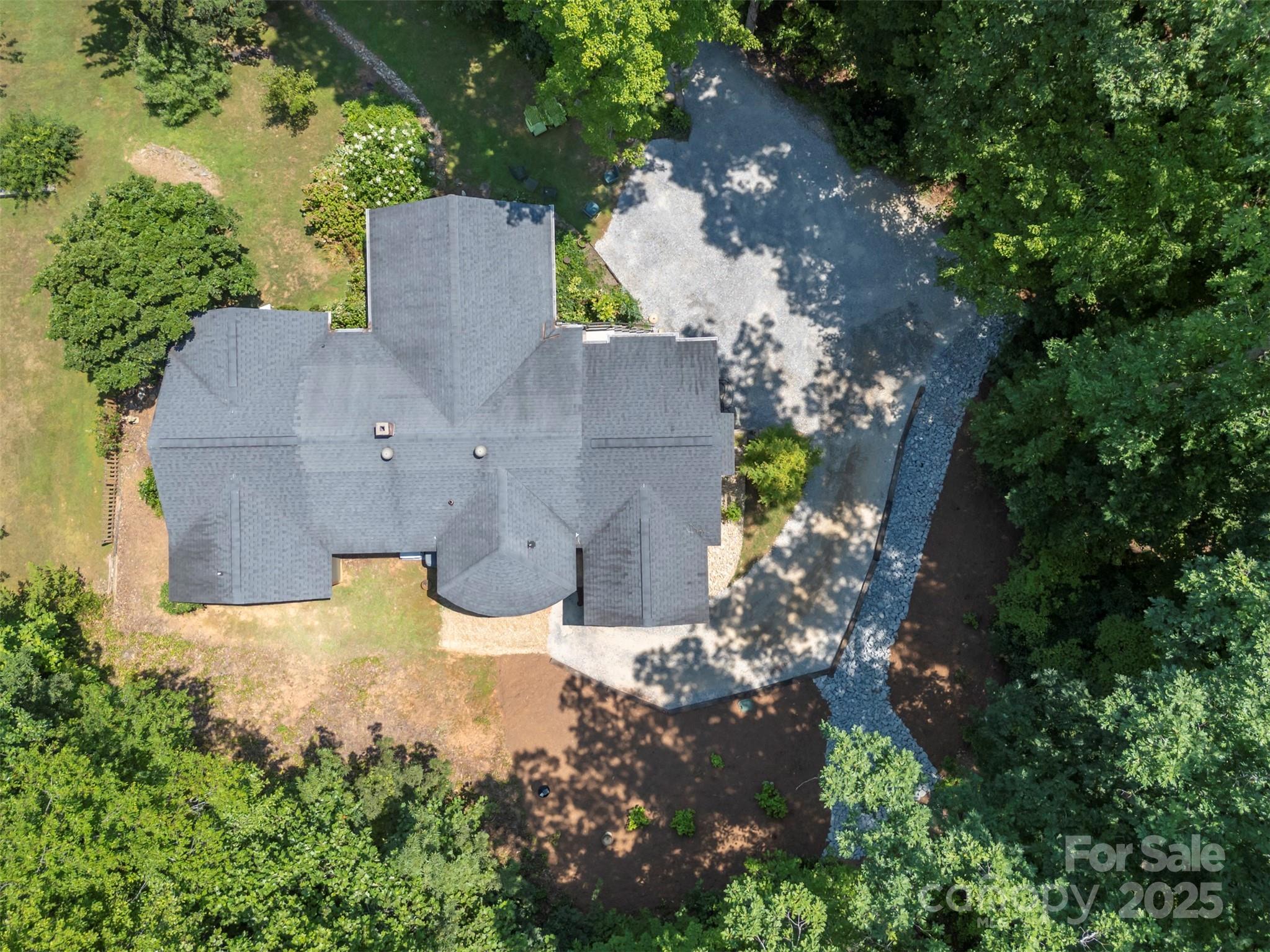 85 Red Bird Road Tryon, NC 28782 - Photo 37 of 40 Gallery Image 37