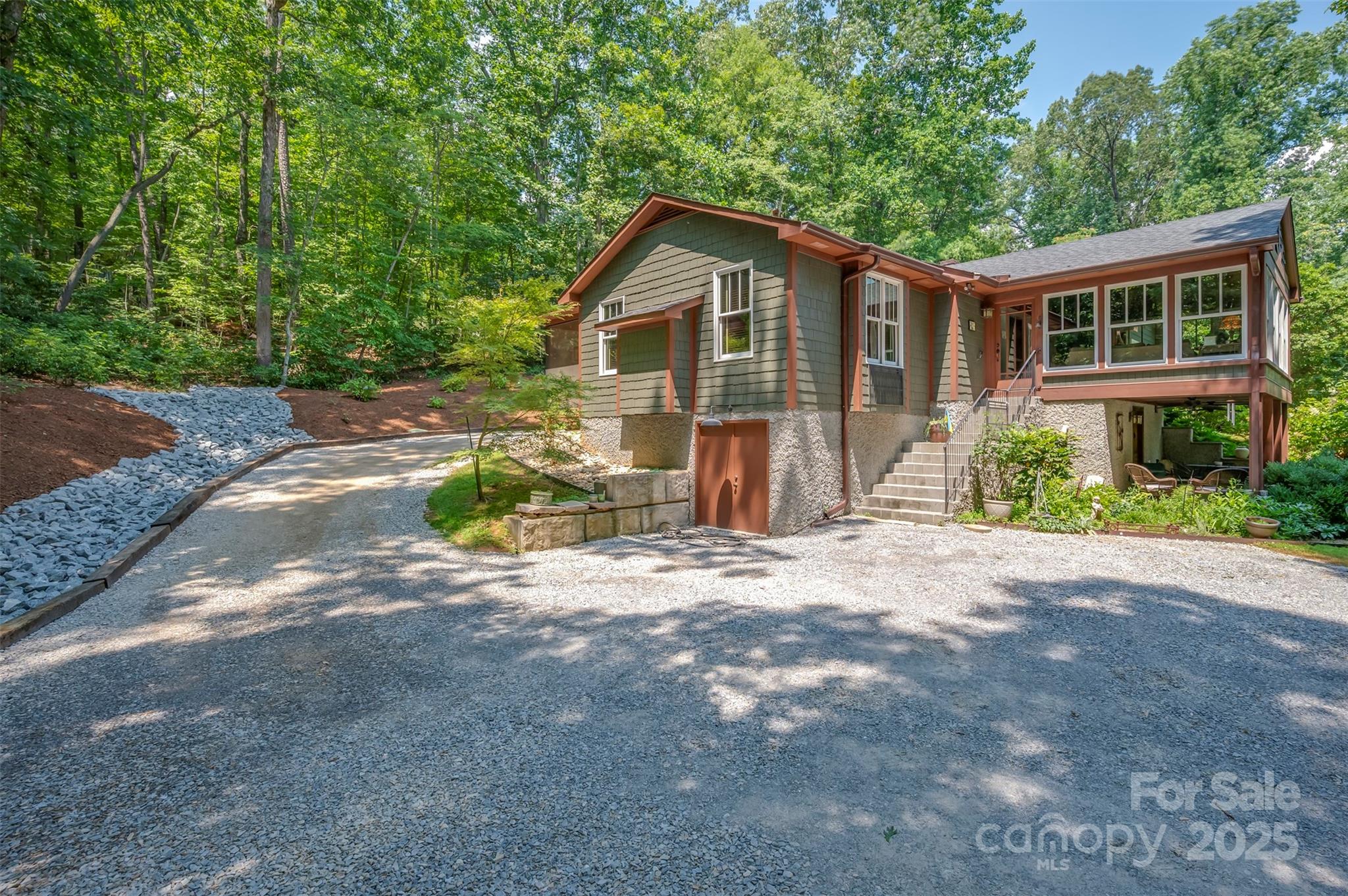 85 Red Bird Road Tryon, NC 28782 - Photo 38 of 40 Gallery Image 38