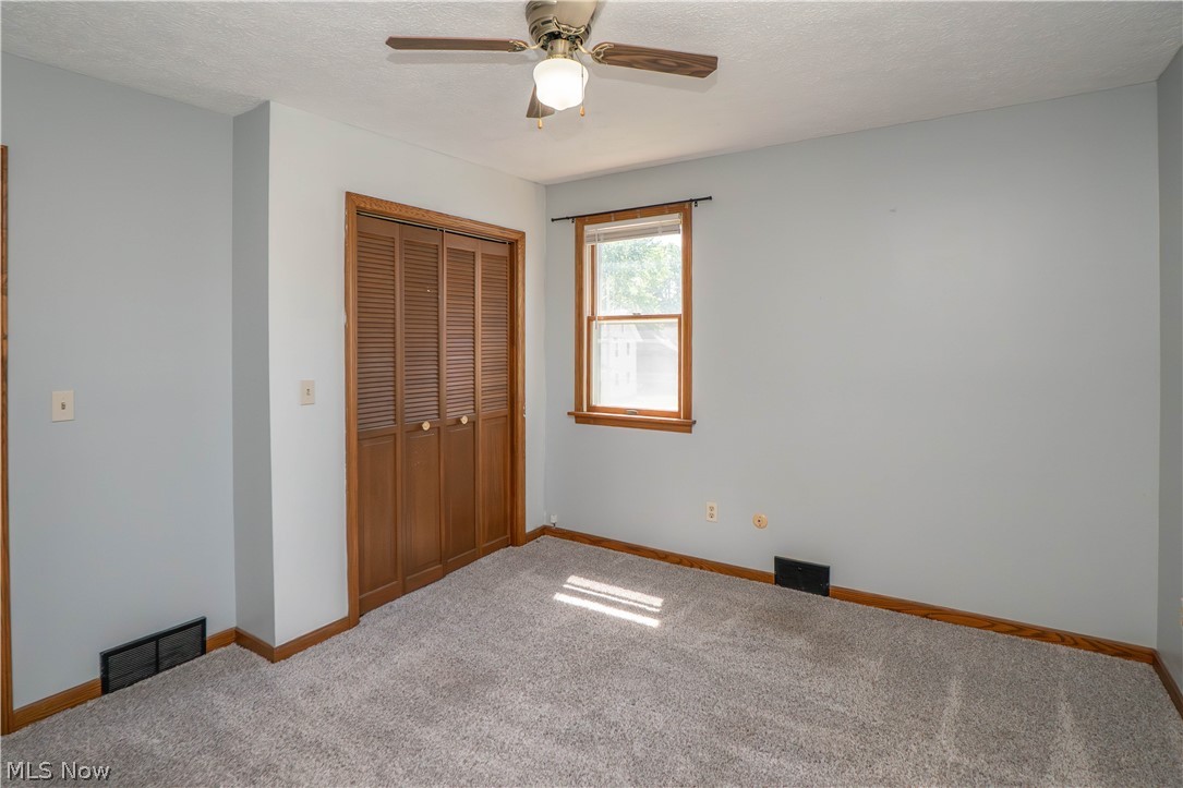 215 8th Street Southwest Massillon, OH 44647 - Photo 17 of 32 Bedroom 2