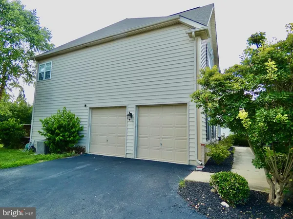 $597,000 | 20 West Kilts Lane, Middletown, DE 19709