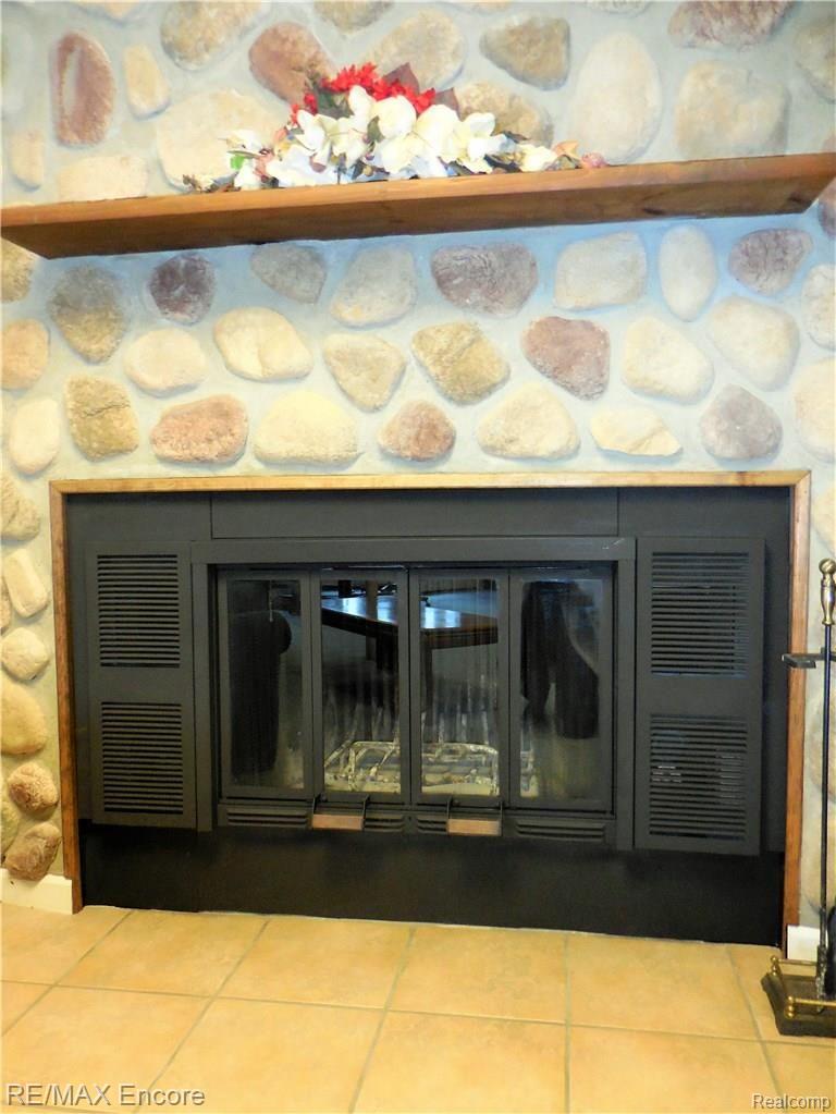 230 Michael Road Lapeer, MI 48446 - Photo 36 of 46 DSCN1548.JPG