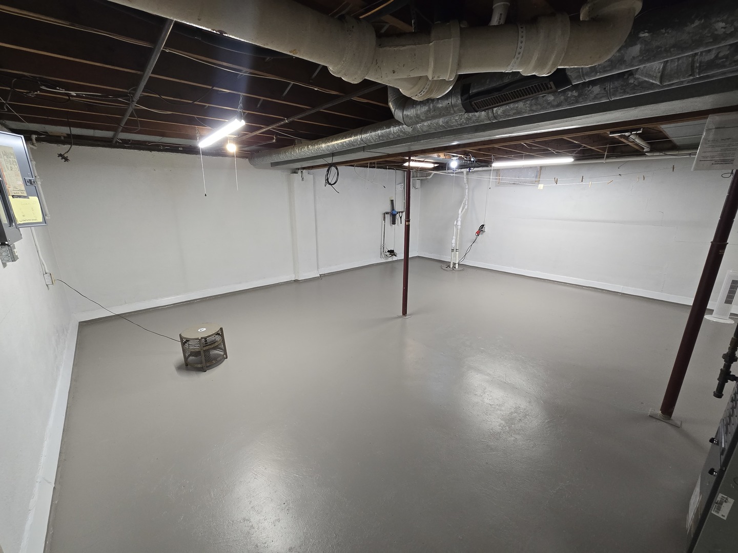 417 Stewart Avenue Woodstock, IL 60098 - Photo 19 of 22 a view of a room with an empty space