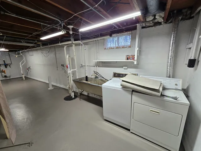 $259,000 | 417 Stewart Avenue, Woodstock, IL 60098