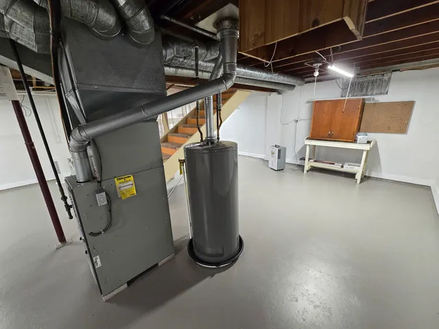 $259,000 | 417 Stewart Avenue, Woodstock, IL 60098