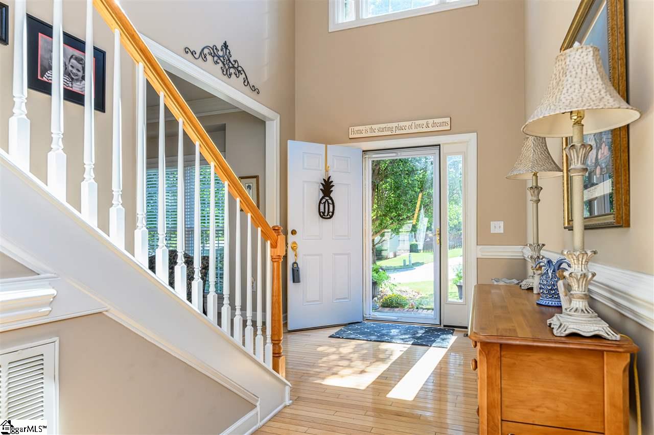 109 Richglen Way Greer, SC 29650 - Photo 2 of 30 Gallery Image 2