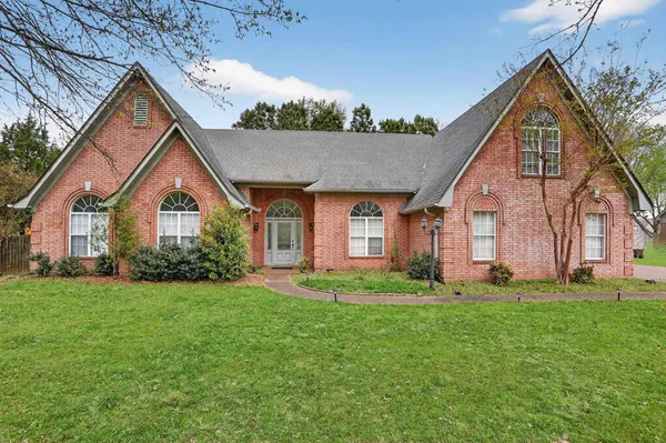 $3,300 | 160 Cottonwood Drive, Collierville, TN 38017