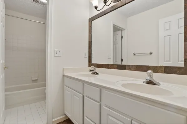 $3,300 | 160 Cottonwood Drive, Collierville, TN 38017