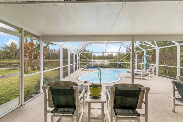 $376,600 | 9440 87th Street, Vero Beach, FL 32967